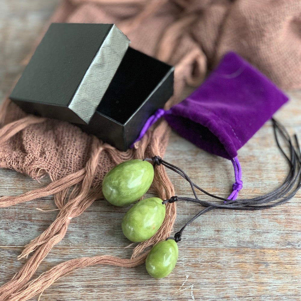 Jade Crystal Yoni Egss Set of Three