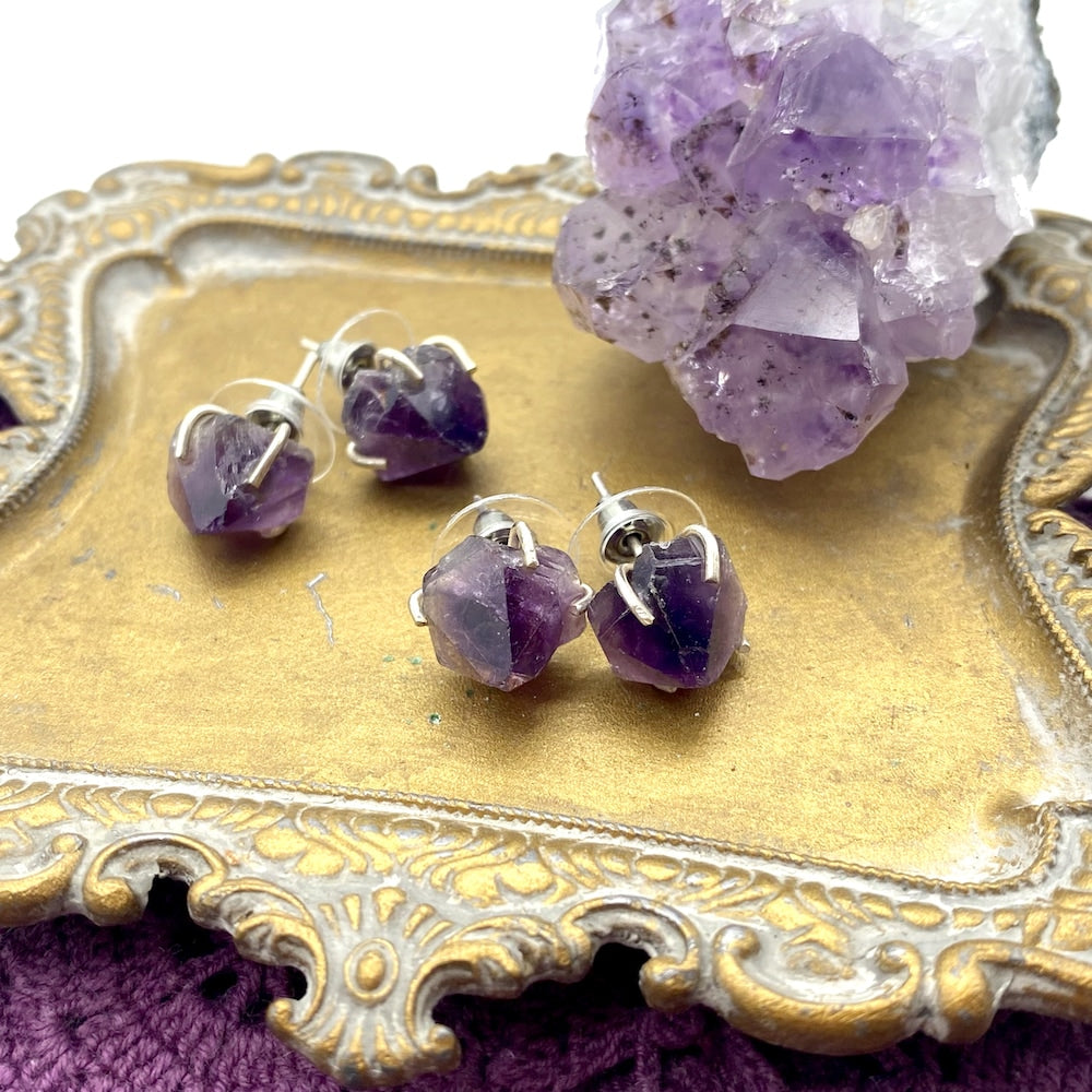 CINNABAR-AMETHYST-POINT-EARRINGS-3.jpg
