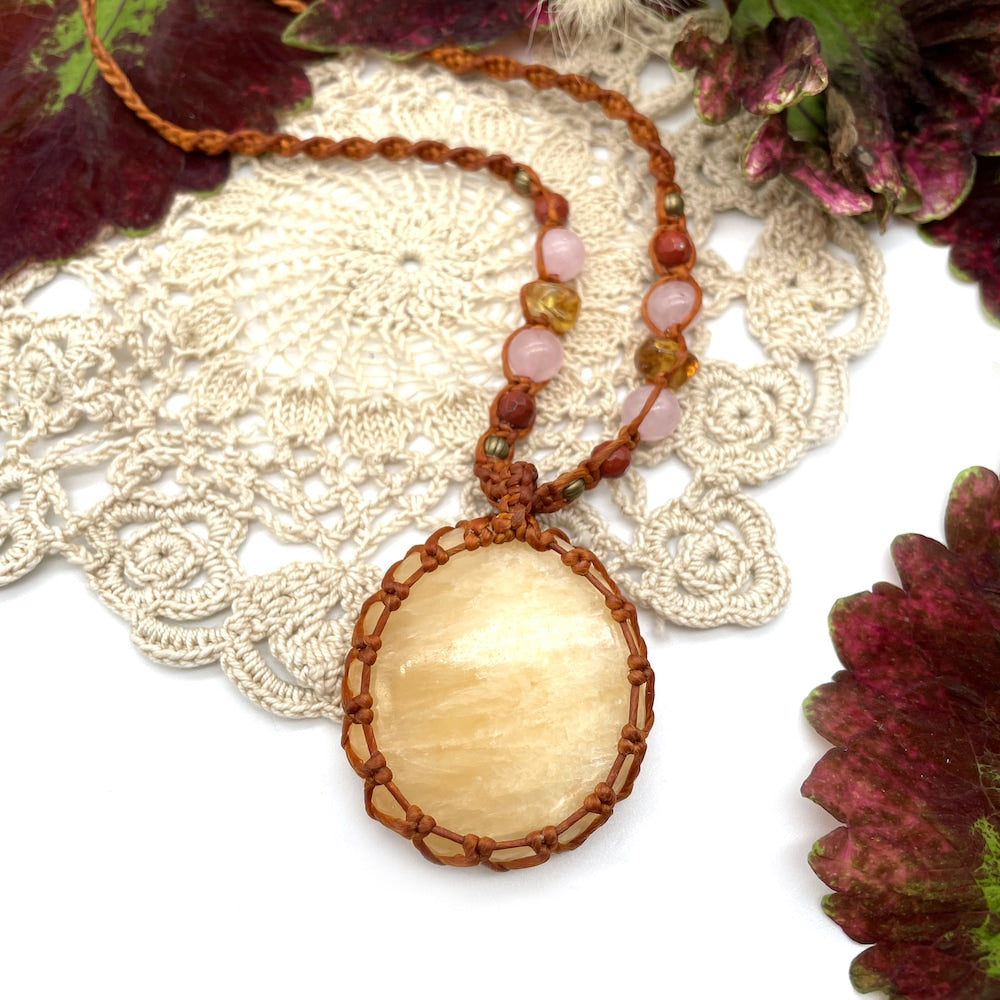 YELLOW CALCITE CRYSTAL HEALING PENDANT NECKLACE