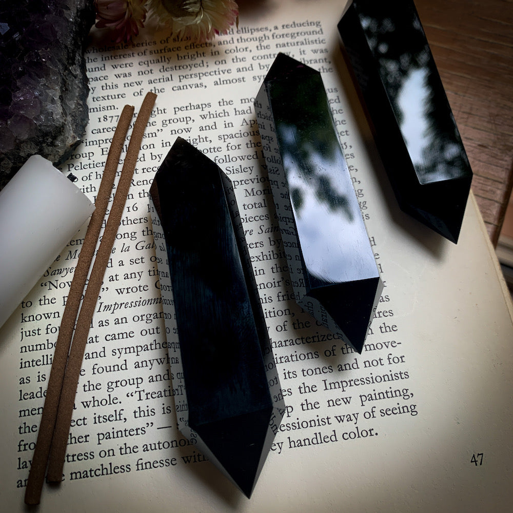 BLACK OBSIDIAN DOUBLE TERMINATED POINT